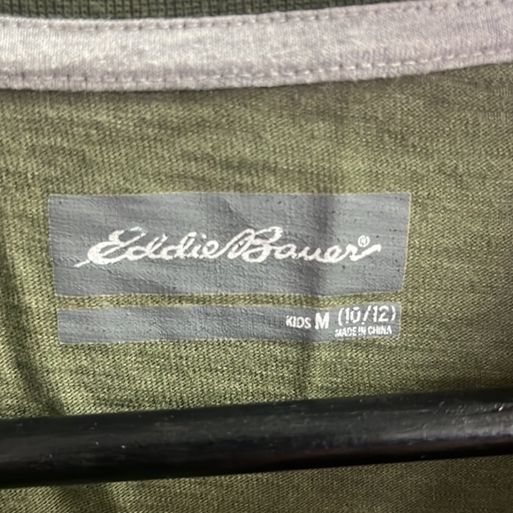 Eddie Bauer Boy’s Green Camo T-Shirt (3517) - Picture 2 of 4
